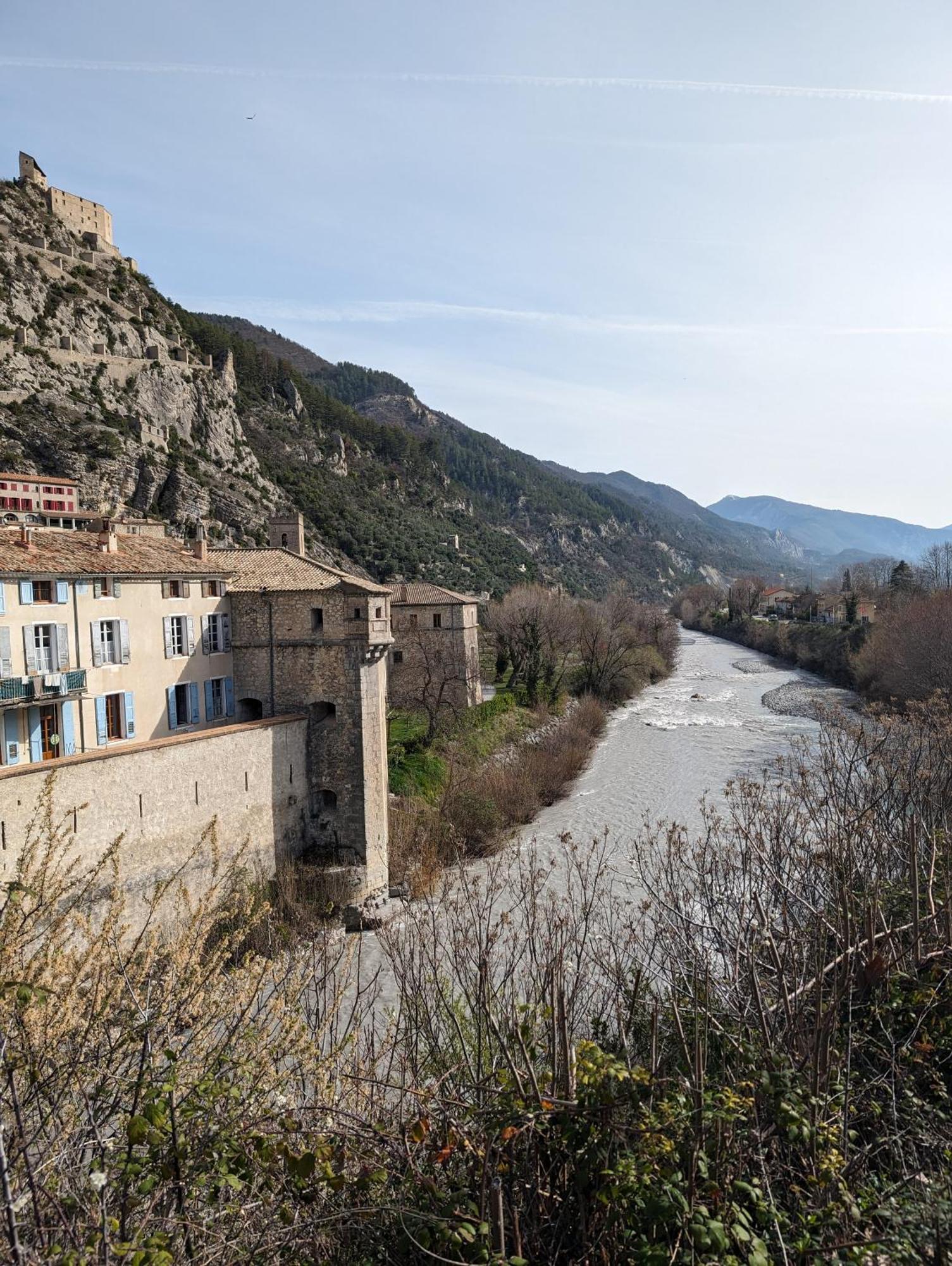 Duplex "La Belle Vue " Appartement Entrevaux Buitenkant foto