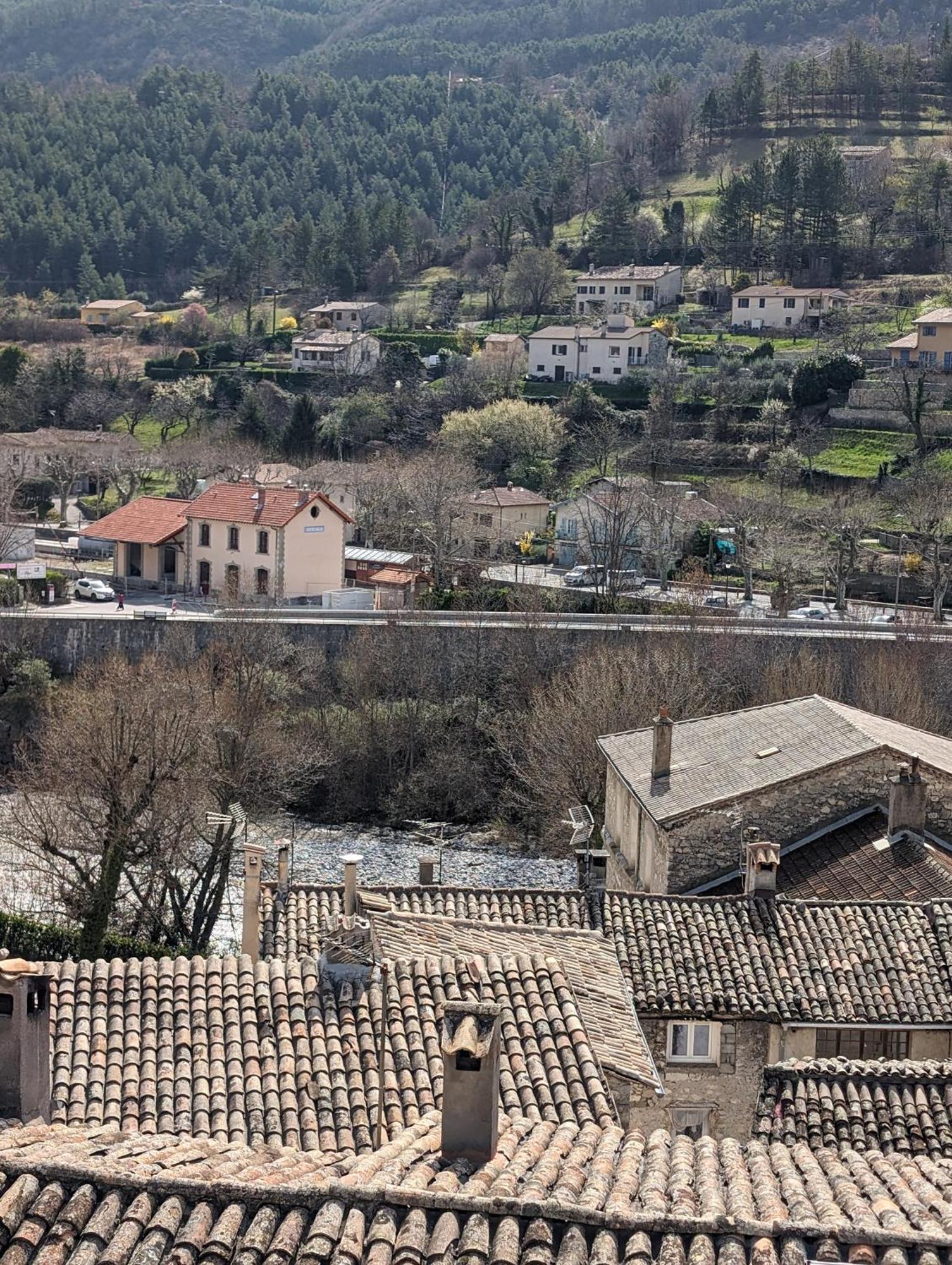 Duplex "La Belle Vue " Appartement Entrevaux Buitenkant foto