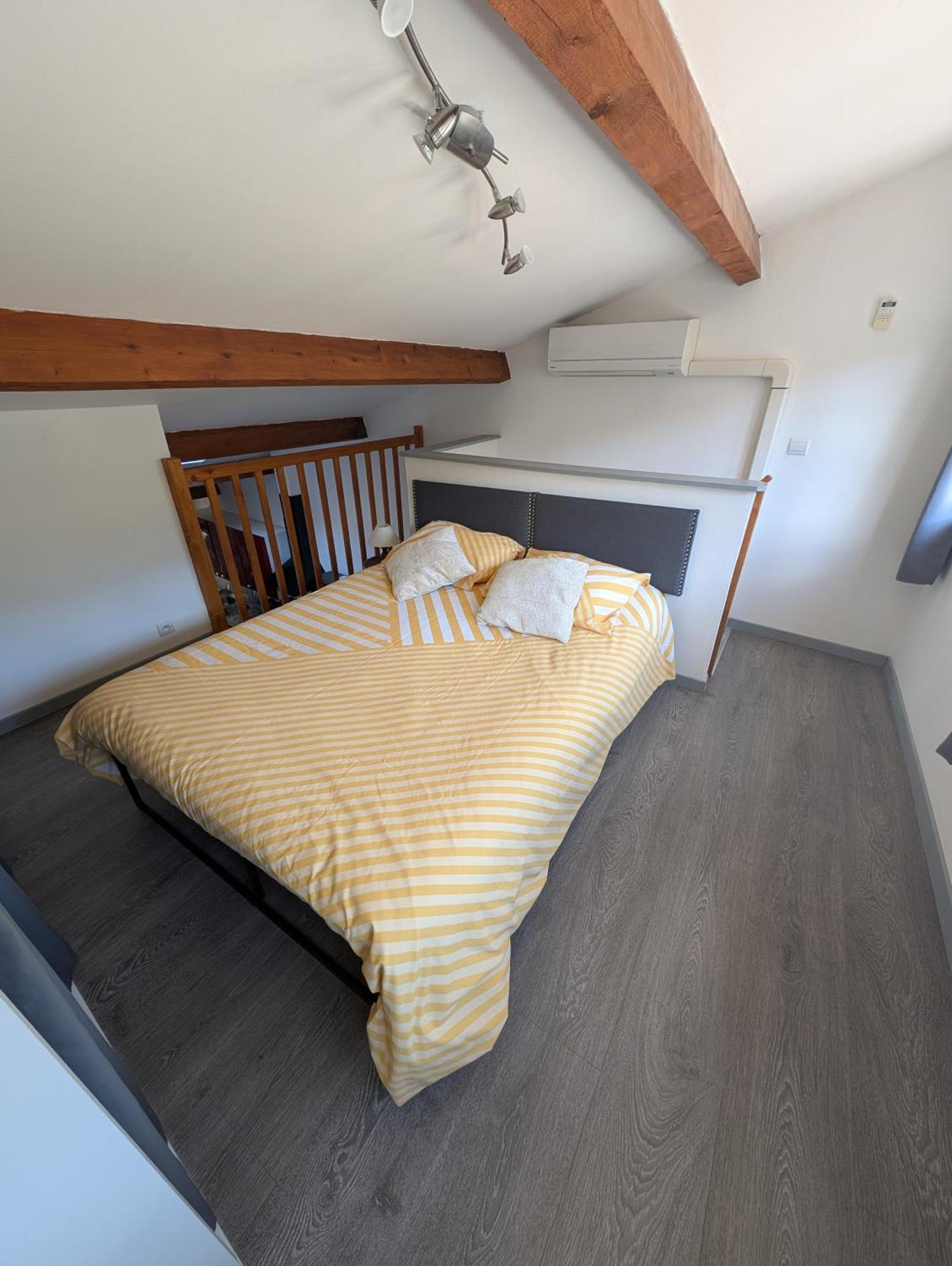 Duplex "La Belle Vue " Appartement Entrevaux Buitenkant foto